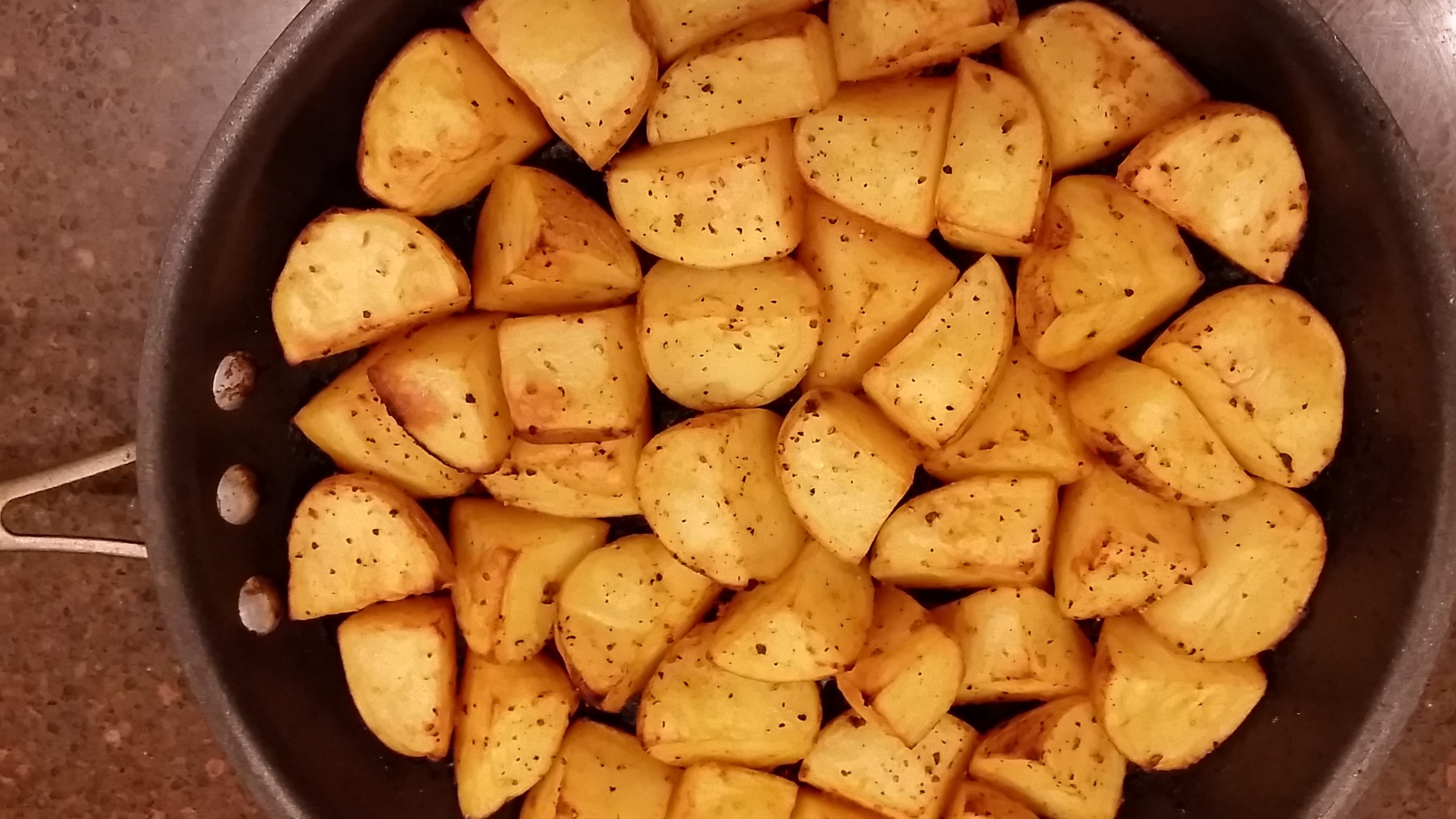 Potatoes roasted to perfection in marinade