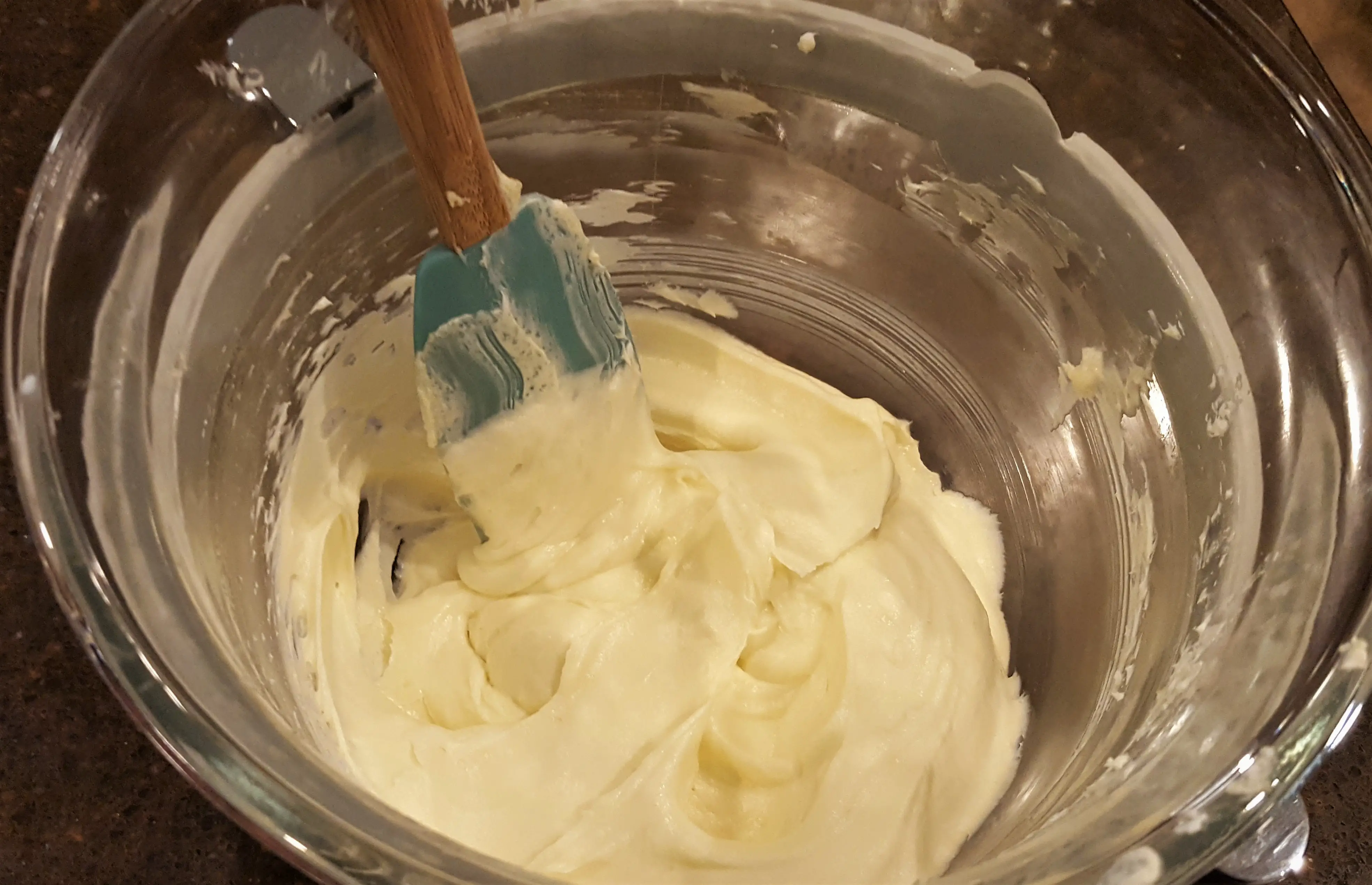 butter cream cheese frosting for banana cupcakes