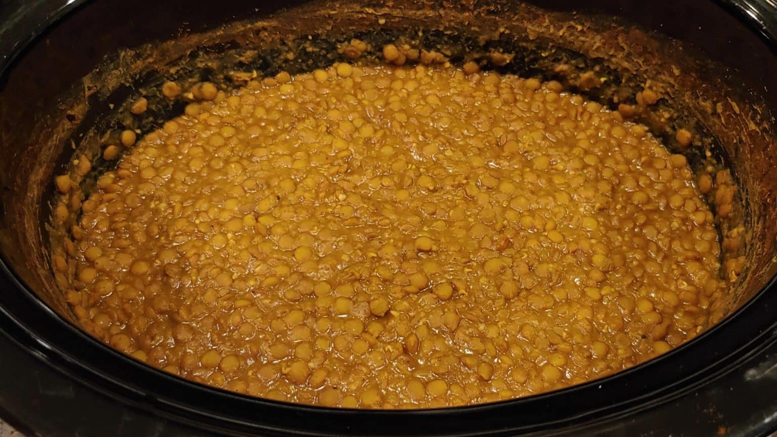 Slow Cooker Meatless Chili Lentils Dining in with Danielle