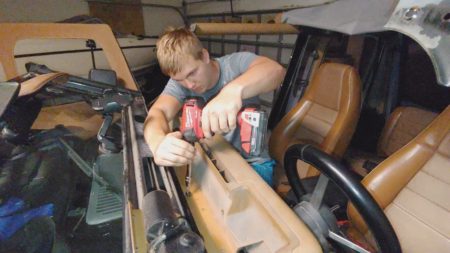 How to remove dash on a Jeep YJ - Chris Does What
