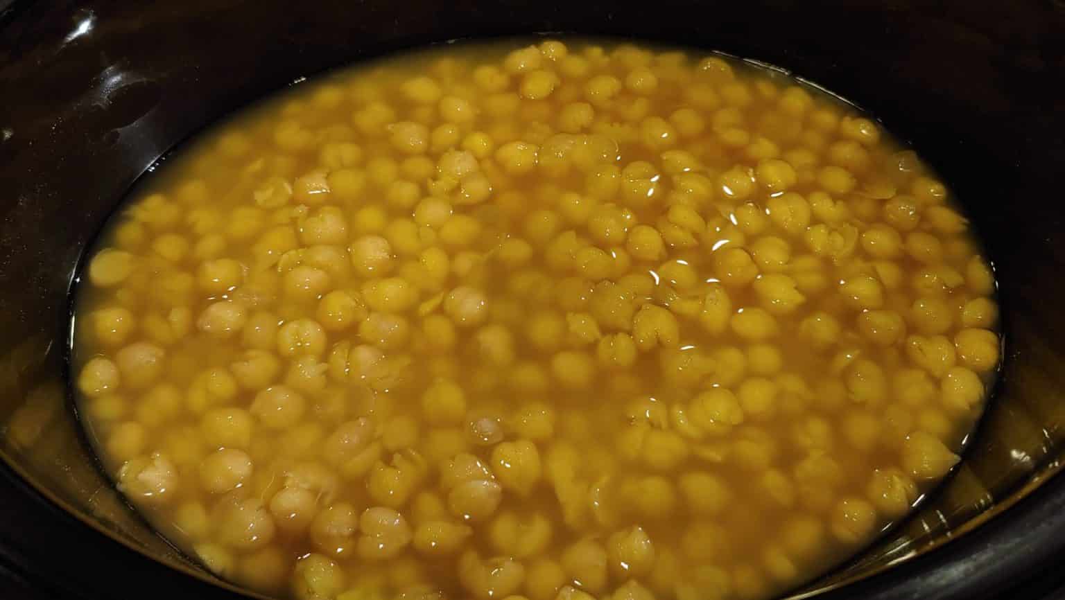 Slow Cooker Garbanzo Bean Dip Dining in with Danielle