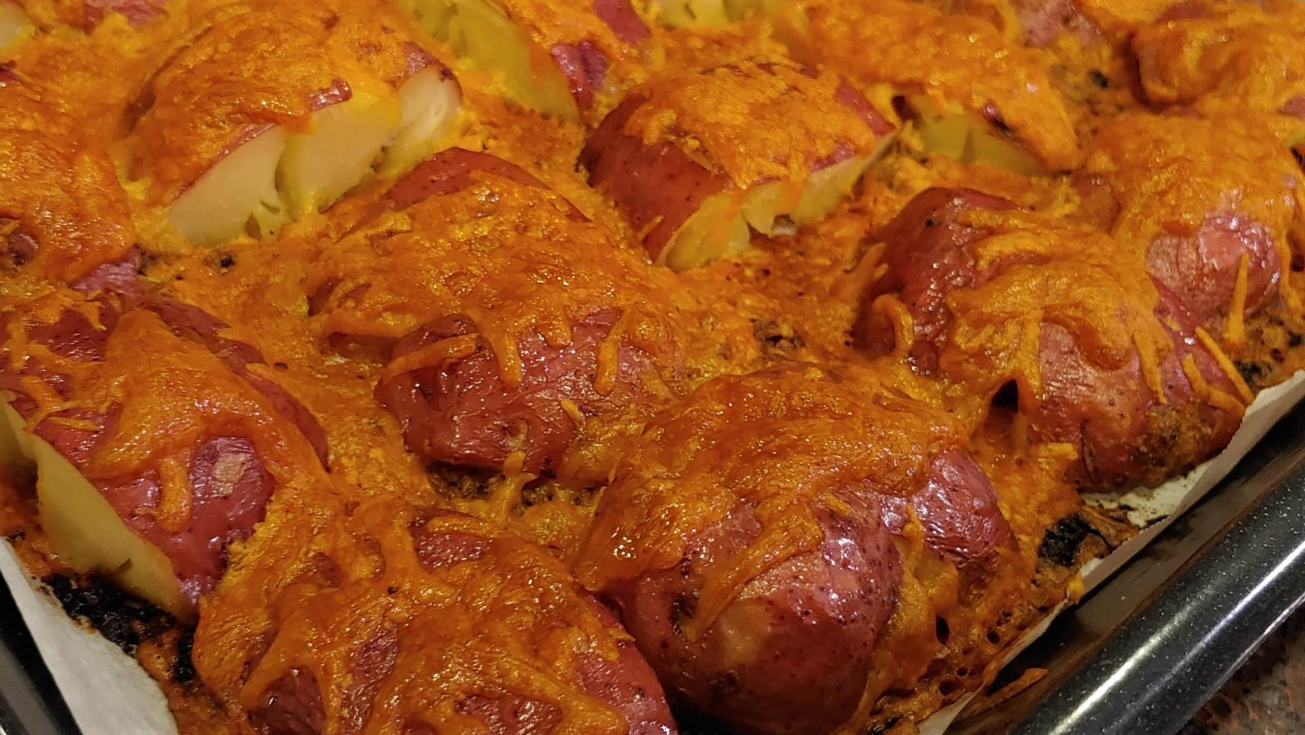 Delicious Side Dish with Crispy Cheese! Smashed potatoes - Dining in with Danielle