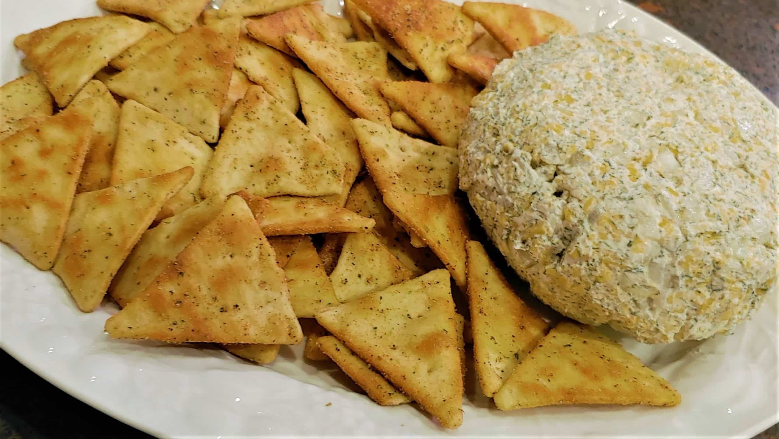Delicious Cheesy Ranch Cheese Ball Appetizer! Cheese ball - Dining in with Danielle
