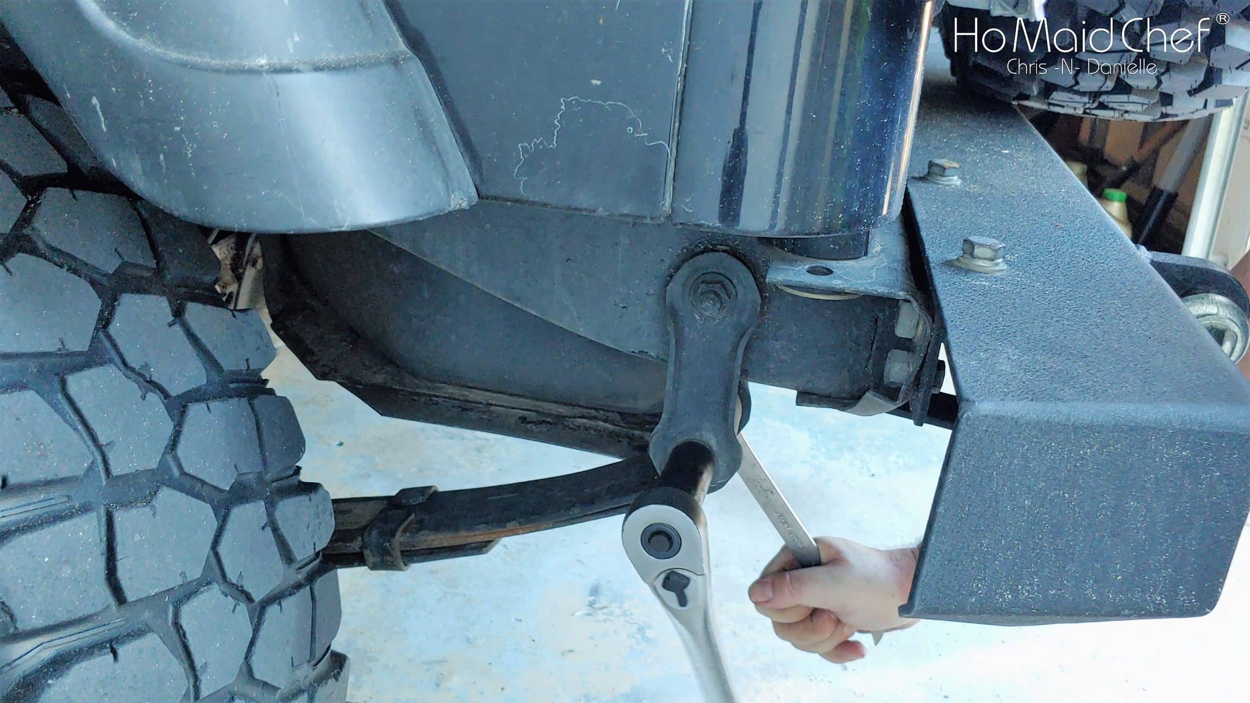 Loosen Leaf Spring Shackles - Chris Does What