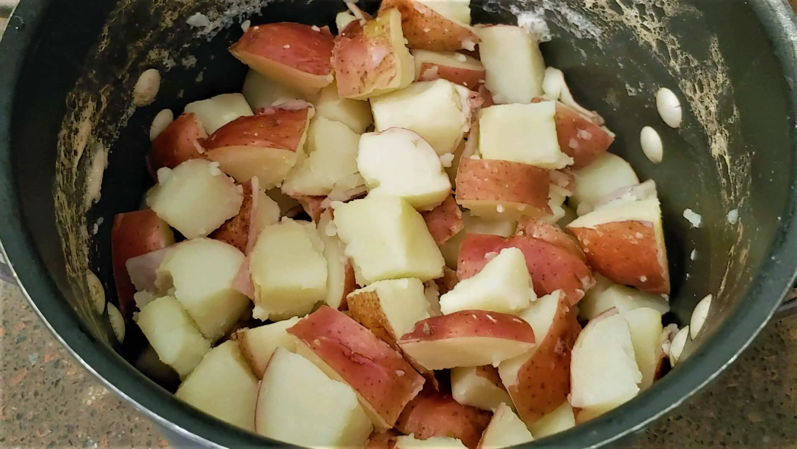 Mashed red potatoes - Dining in with Danielle