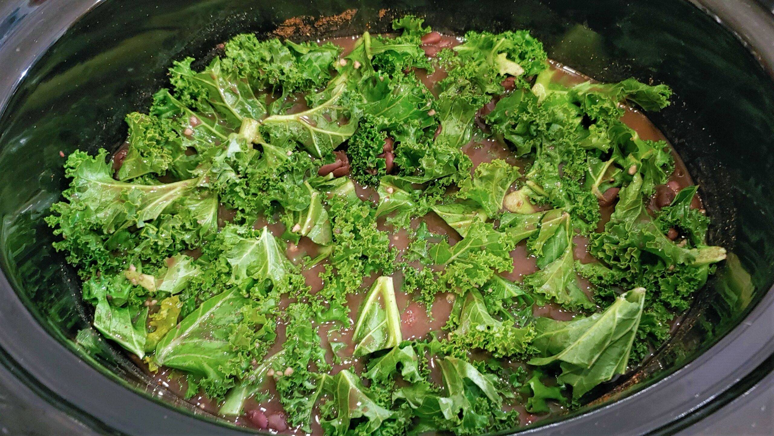 Slow Cooker Kale Black Beans ingredients. Slow cooker black beans and kale - Dining in with Danielle