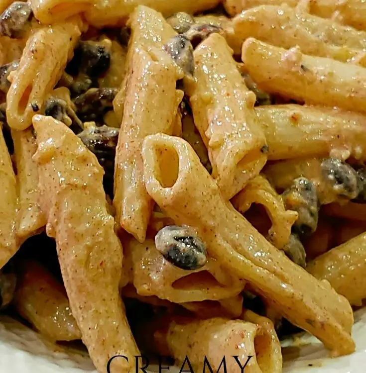 black bean pasta - Dining in with Danielle