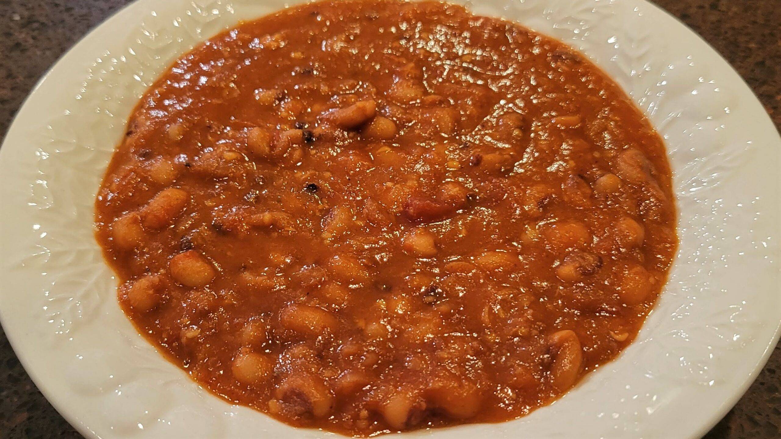 Slow Cooker Black Eyed Pea Chili! Black Eyed Peas - Dining in with Danielle