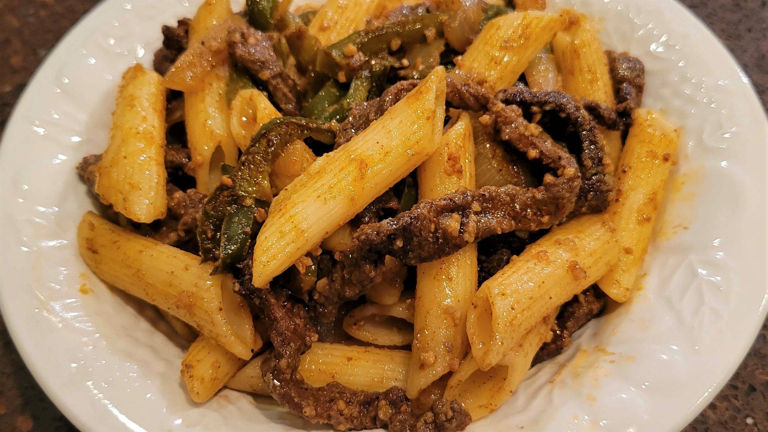Steak Fajita Pasta, Delicious Dinner! Penne Pasta - Dining in with Danielle