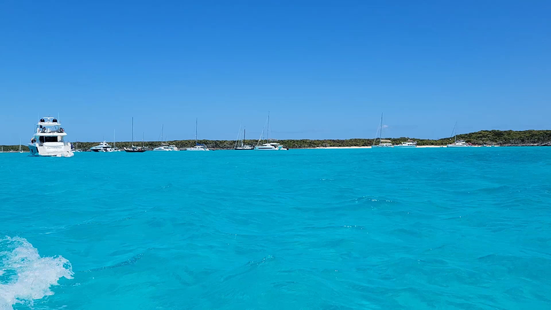 Arriving at Foul Cay 